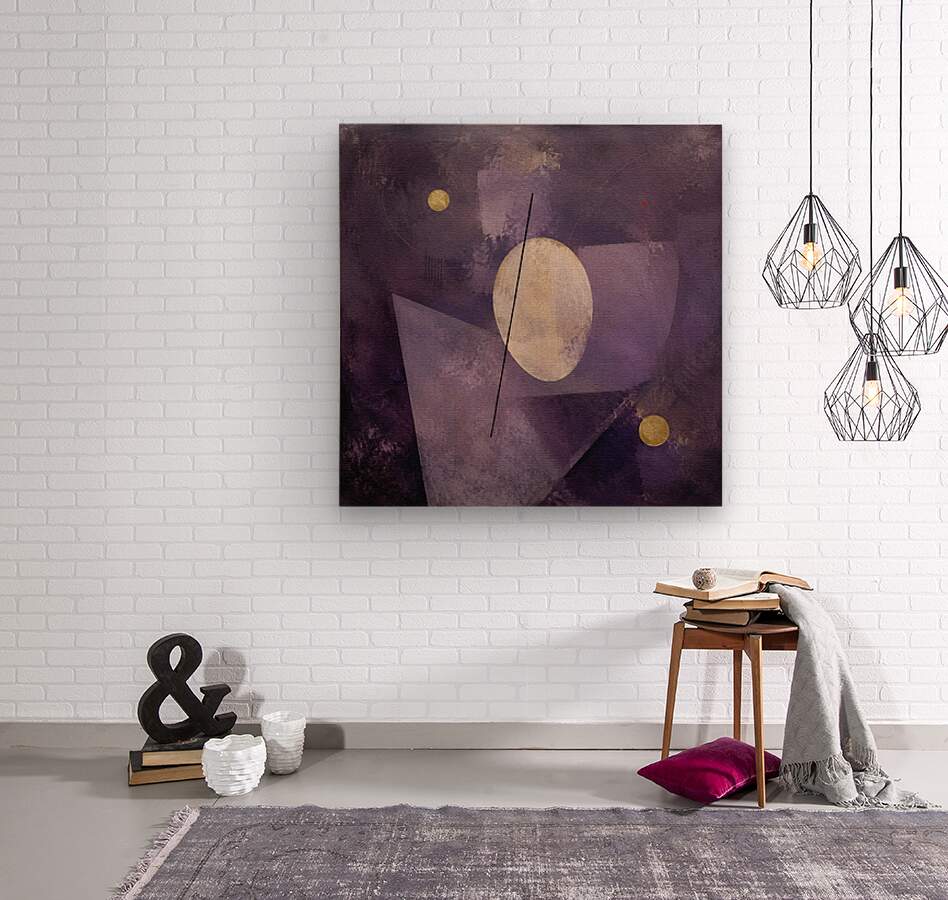Violet Silence in Gold and Ivory